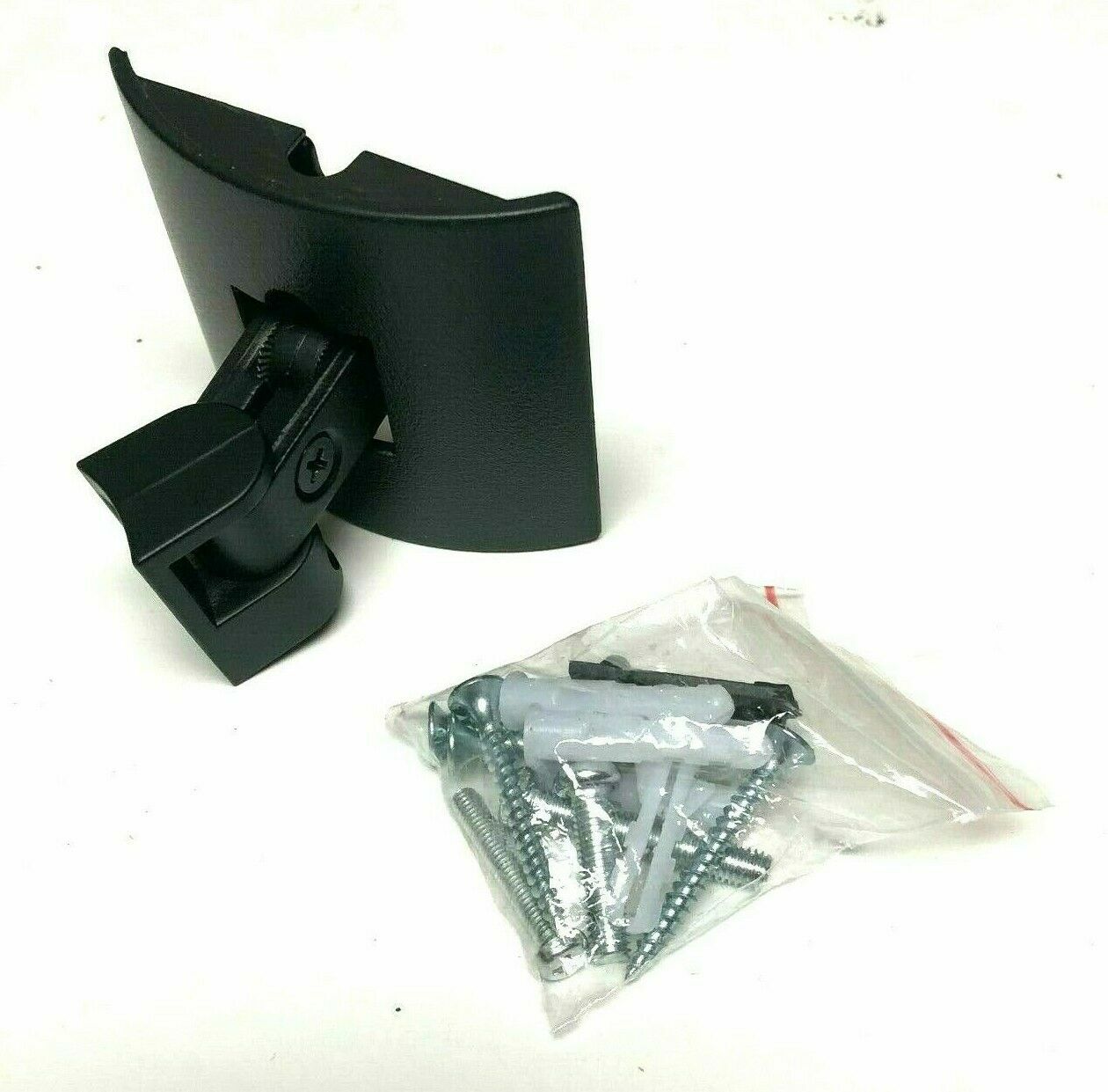 Metal Wall Mount bracket For Bose Lifestyle speaker - Black Single