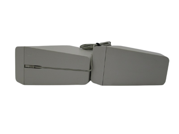 Bose MediaMate Computer Desk Speakers, White