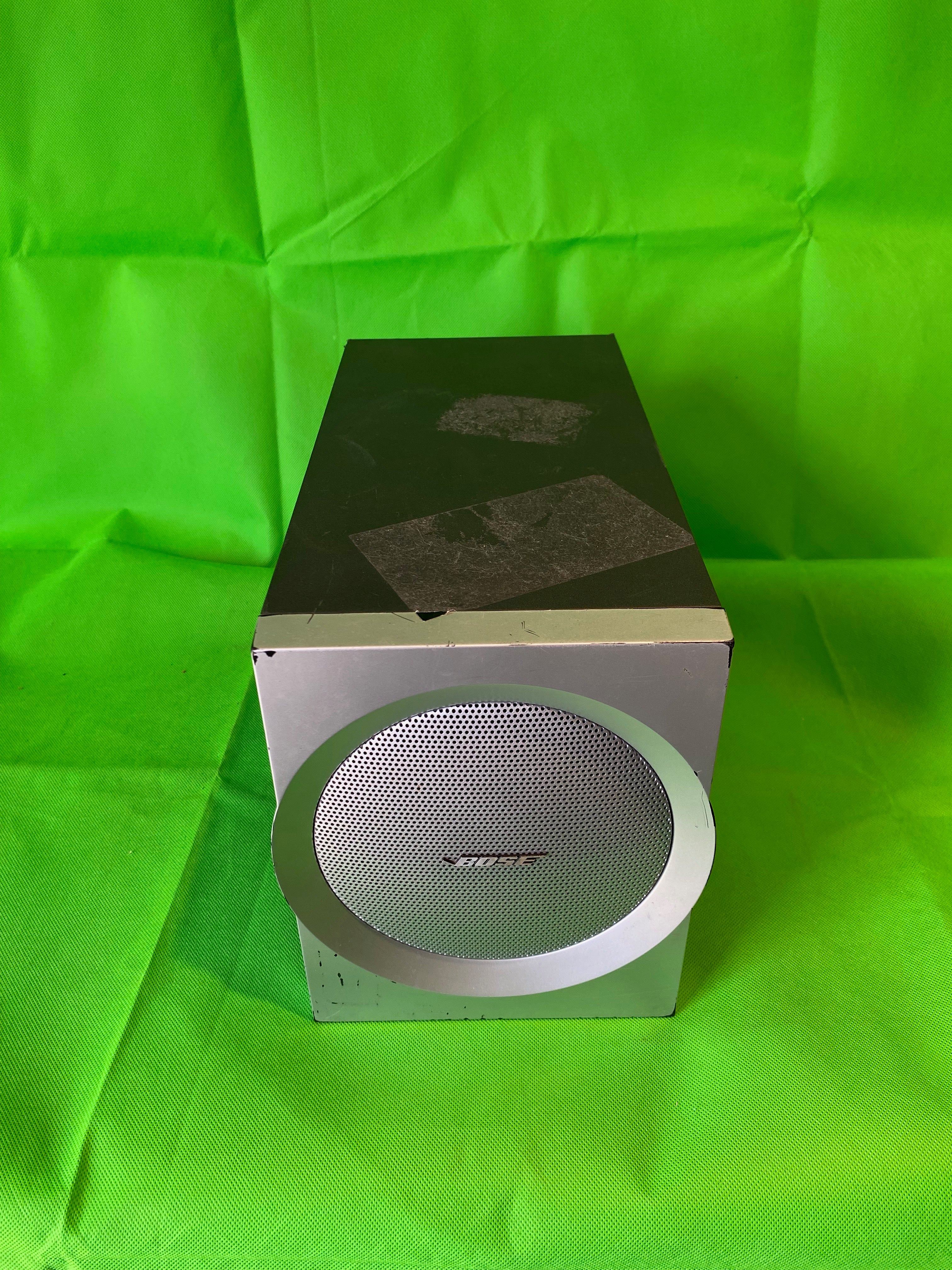 Bose Companion 3 Multimedia Speaker System (Single Subwoofer)