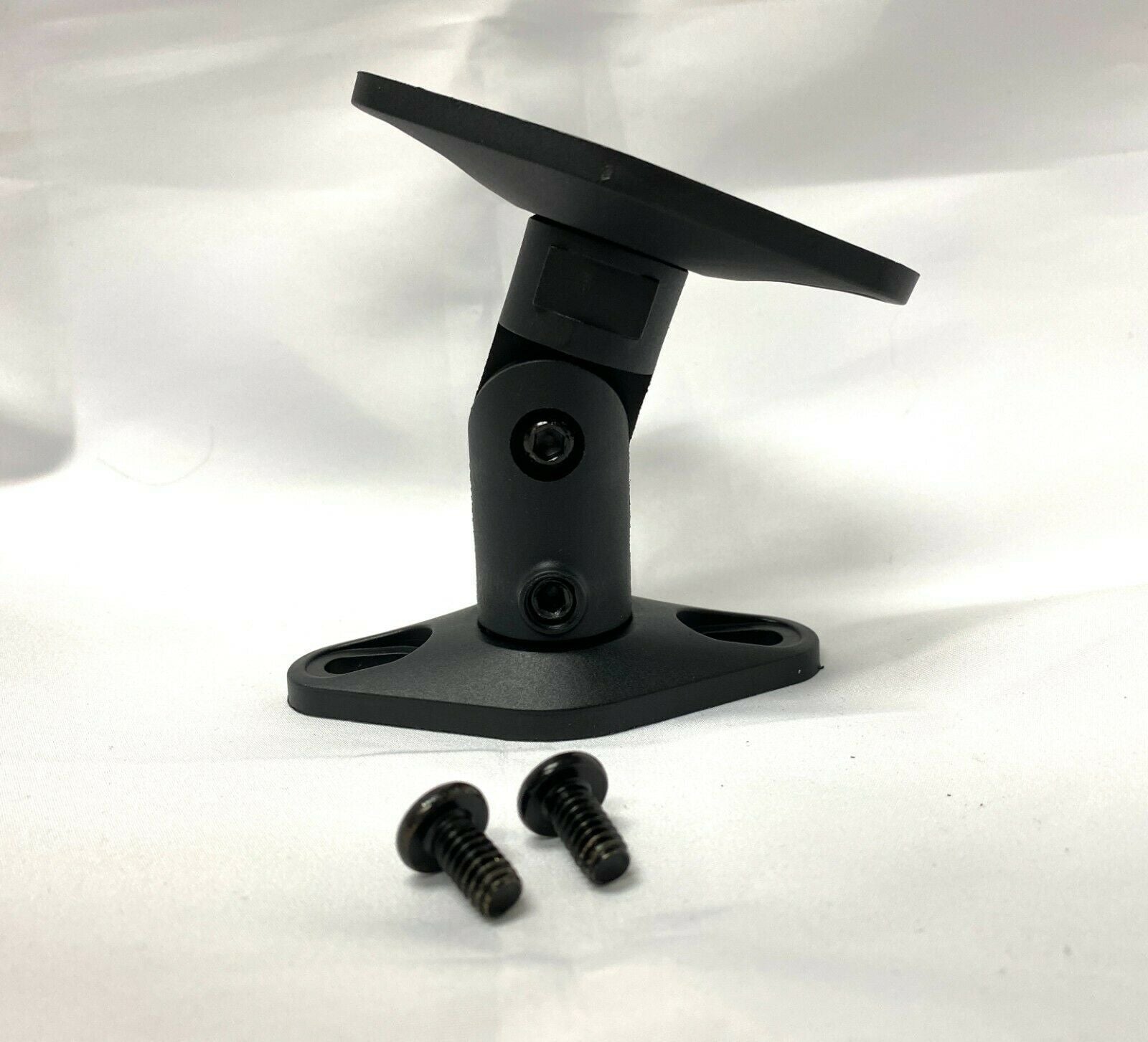 Bose V-100 video speaker with wall mount bracket - Black Single