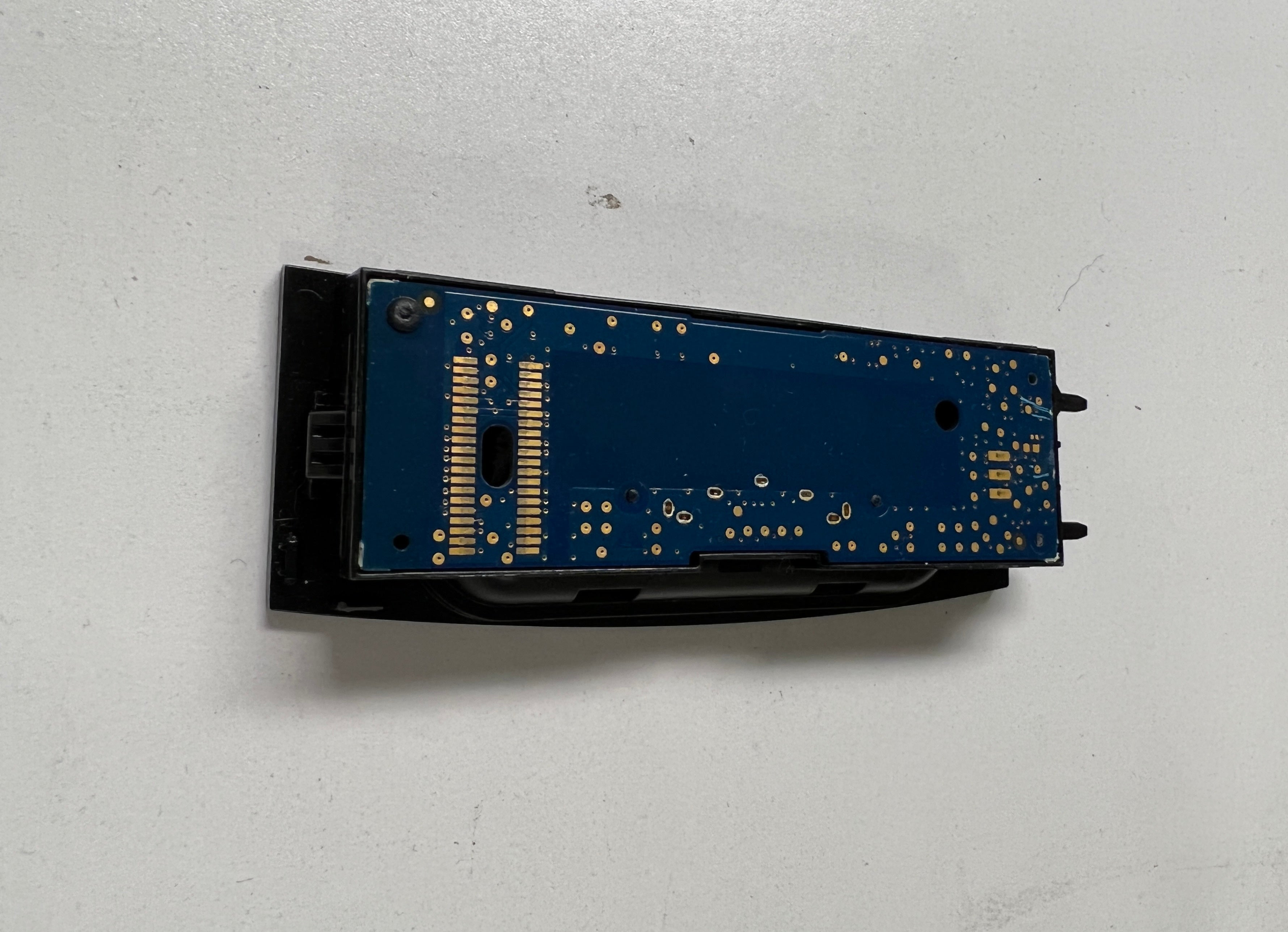 Genuine Bose 30 Pin Dock Insert for Sounddock 10