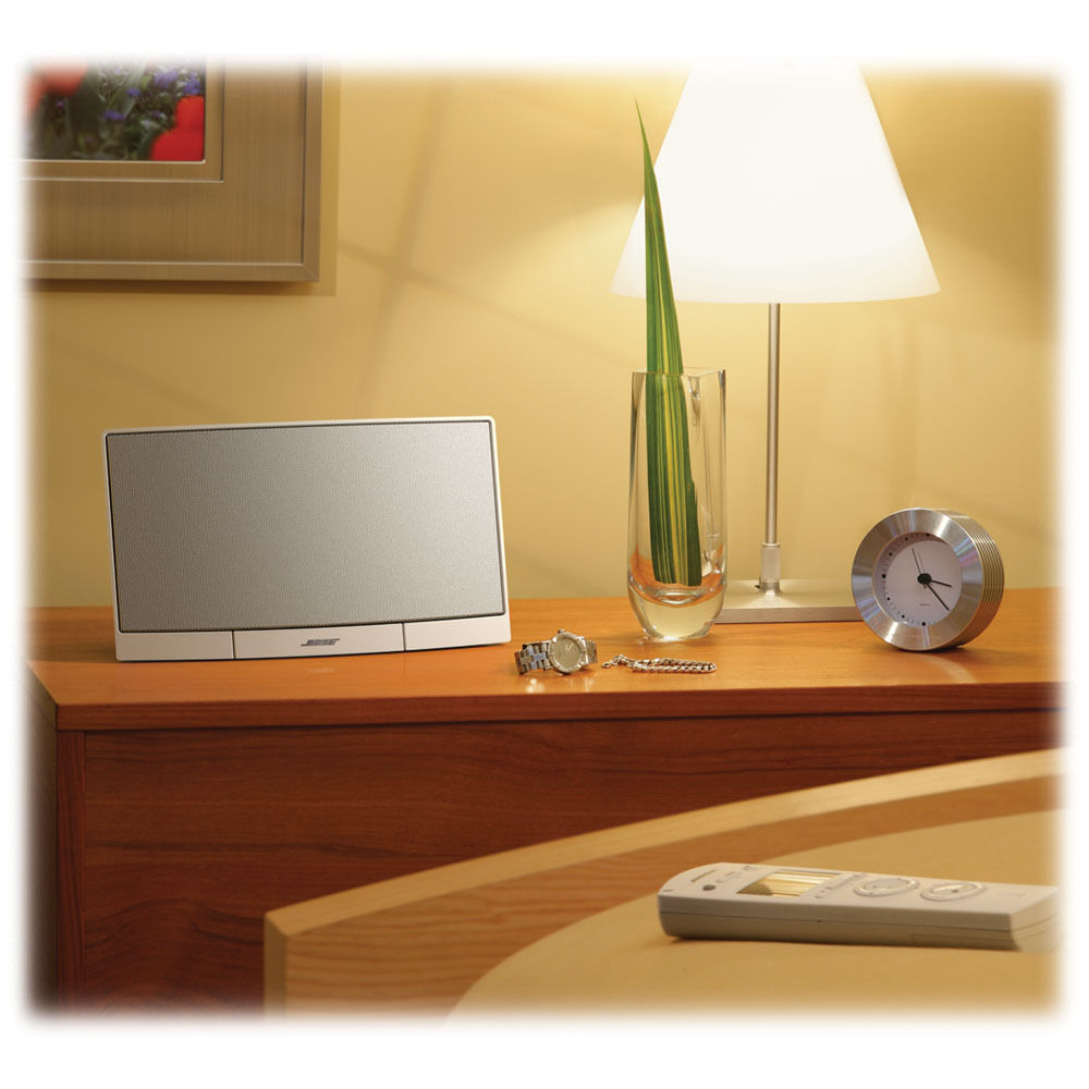 Bose 40172 Lifestyle RoomMate Powered Speaker System (Arctic White)