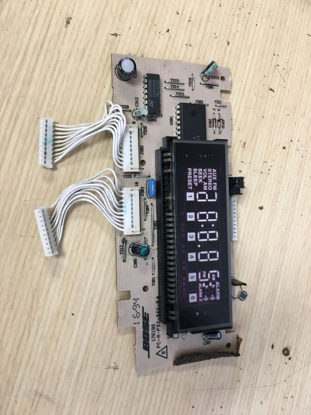 Bose Wave Radio AM/FM Alarm Clock -  LCD Display Screen Replacement Part (P/N: 178189)