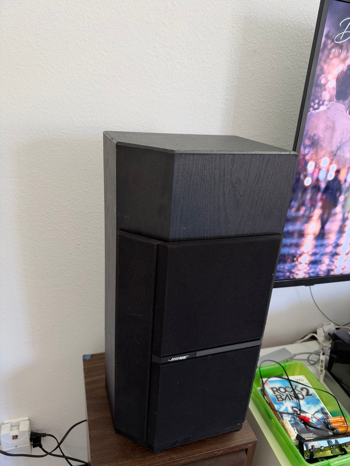 Bose 4001 Direct Reflecting speakers pair side angle