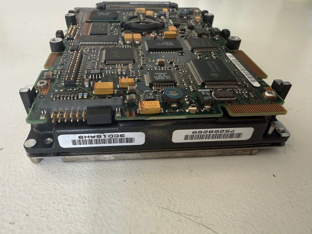 Seagate Cheetah ST336704LC 36.7GB SCSI hard drive circuit board